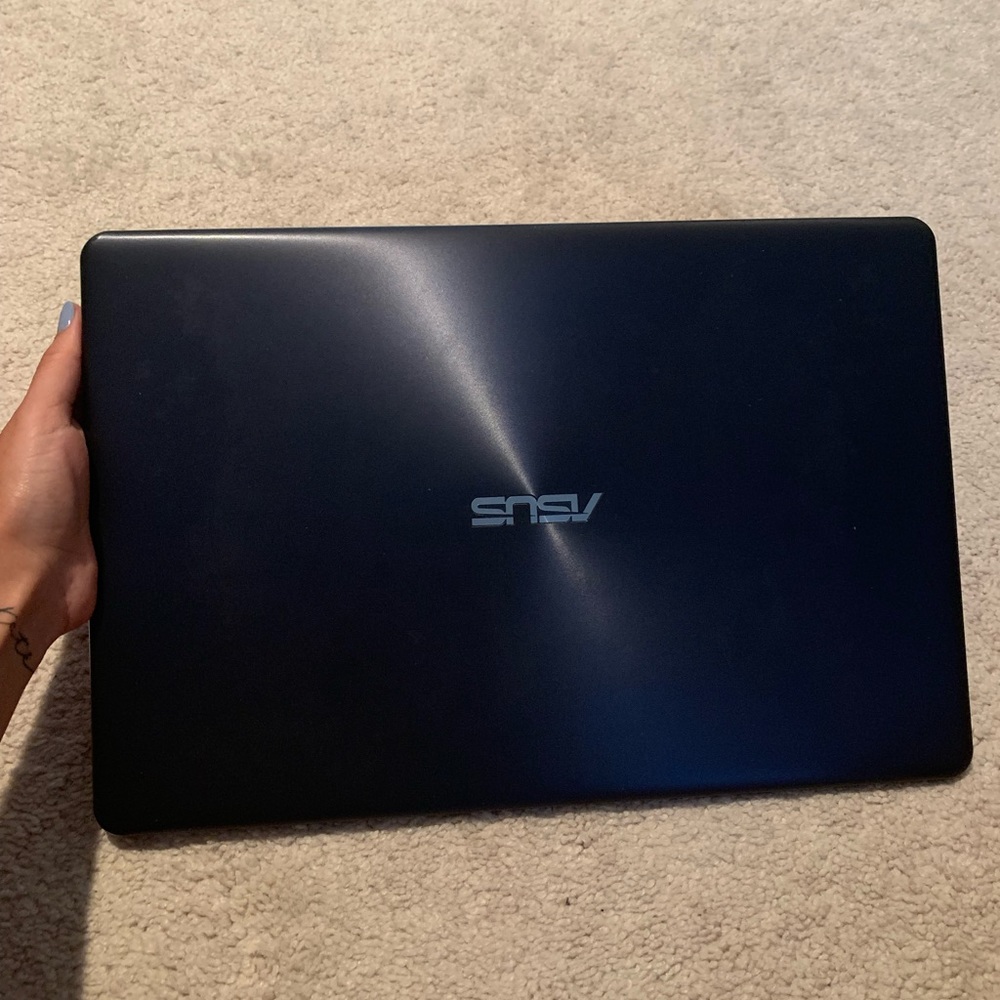 ASUS Vivobook X510U